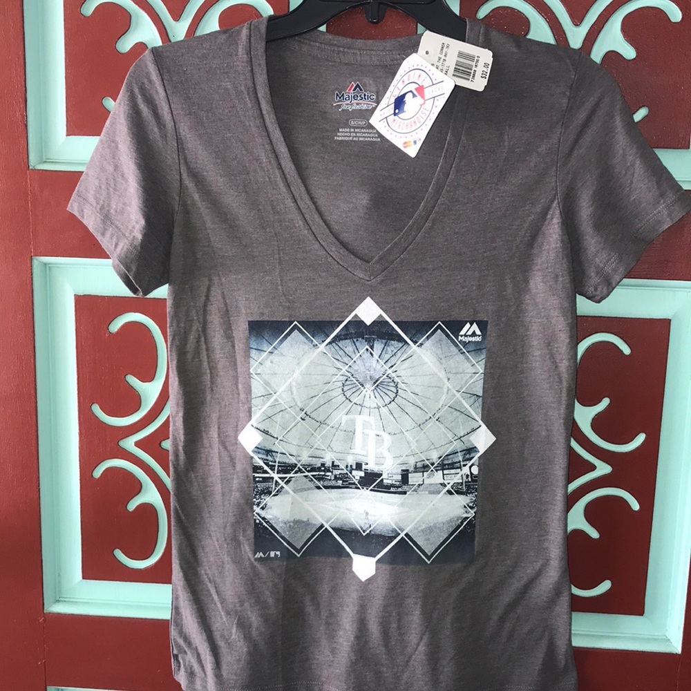 NWT Tampa Bay Rays Baseball MLB Women’s V-neck Tee Size S ⚾️